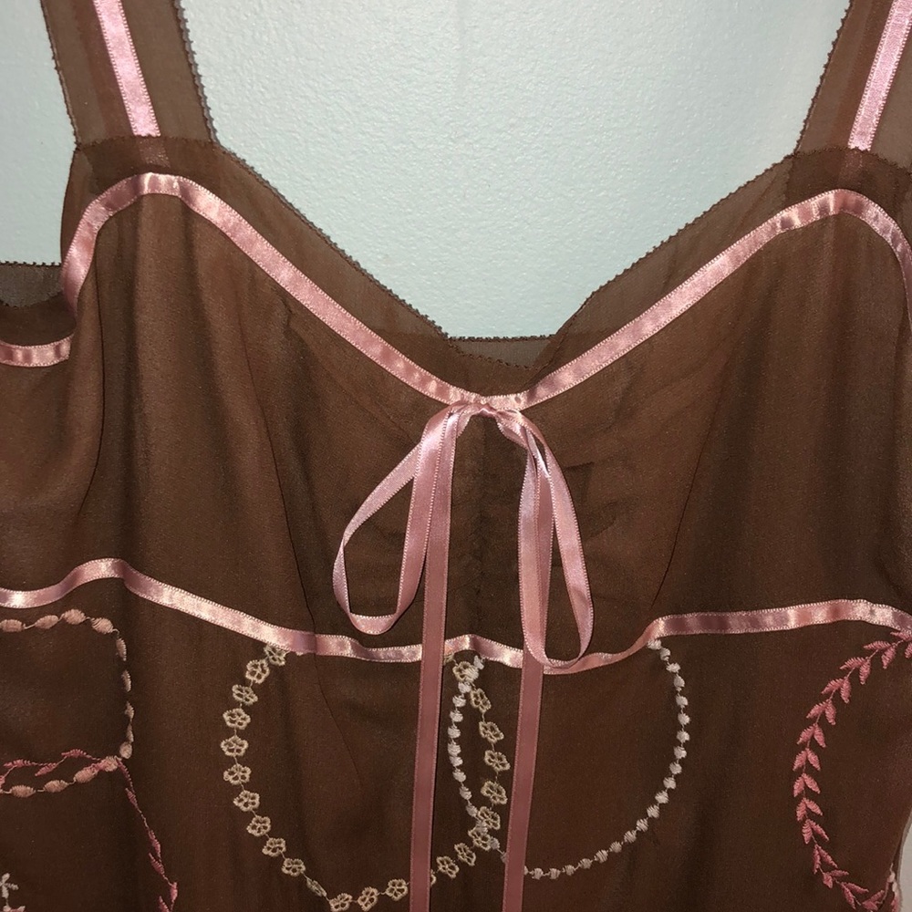 Dress - Picture 2 of 4